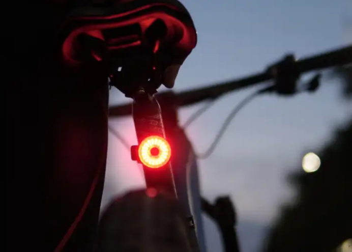 自行车后尾灯有用吗