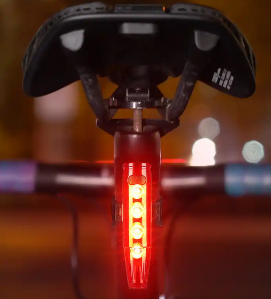 自行车尾灯装在哪里合适