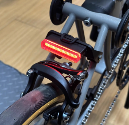 自行车尾灯怎么关不掉怎么办 自行车尾灯怎么关不掉怎么办