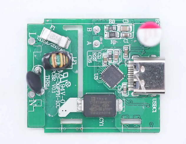 给电池充电的原理