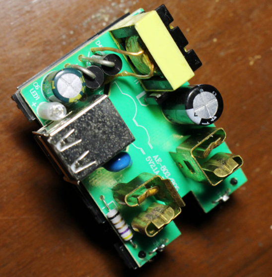 锂电池充电时电流有时为0